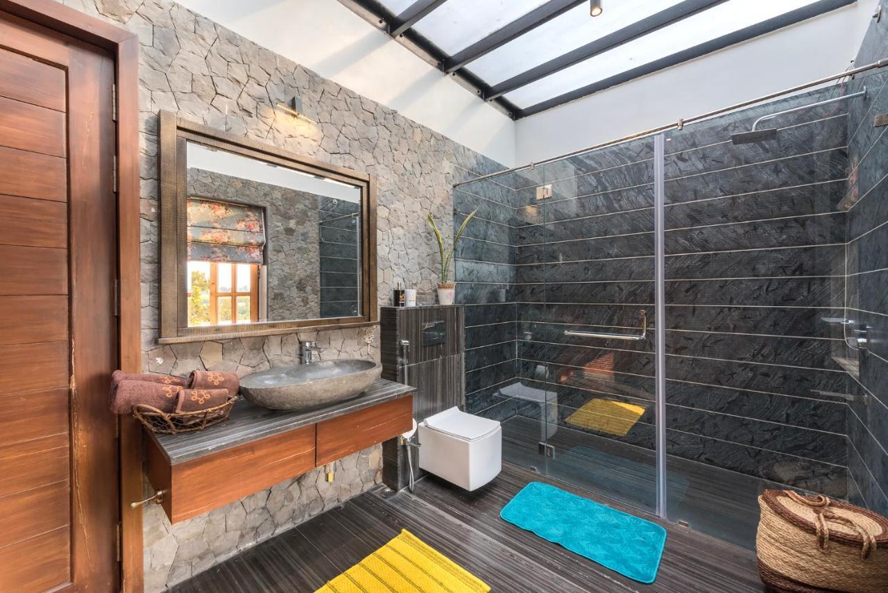 Saffronstays Happy Fields, Pune - Luxury Farmstay With Farm To Table Food Dış mekan fotoğraf